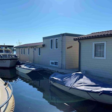 Visserslust - Woonboten & Appartementen Vinkeveen Esterno foto