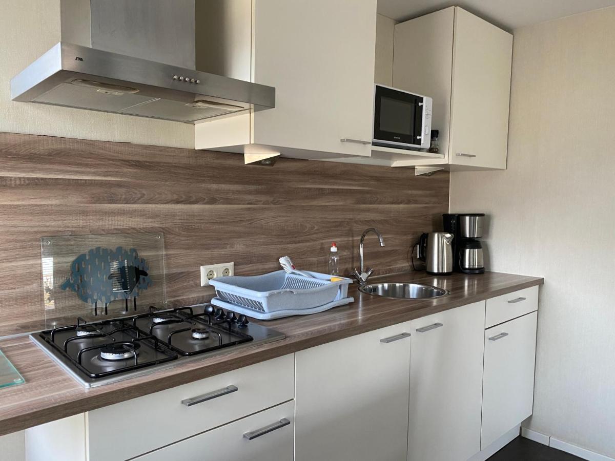 Visserslust - Woonboten & Appartementen Vinkeveen Esterno foto