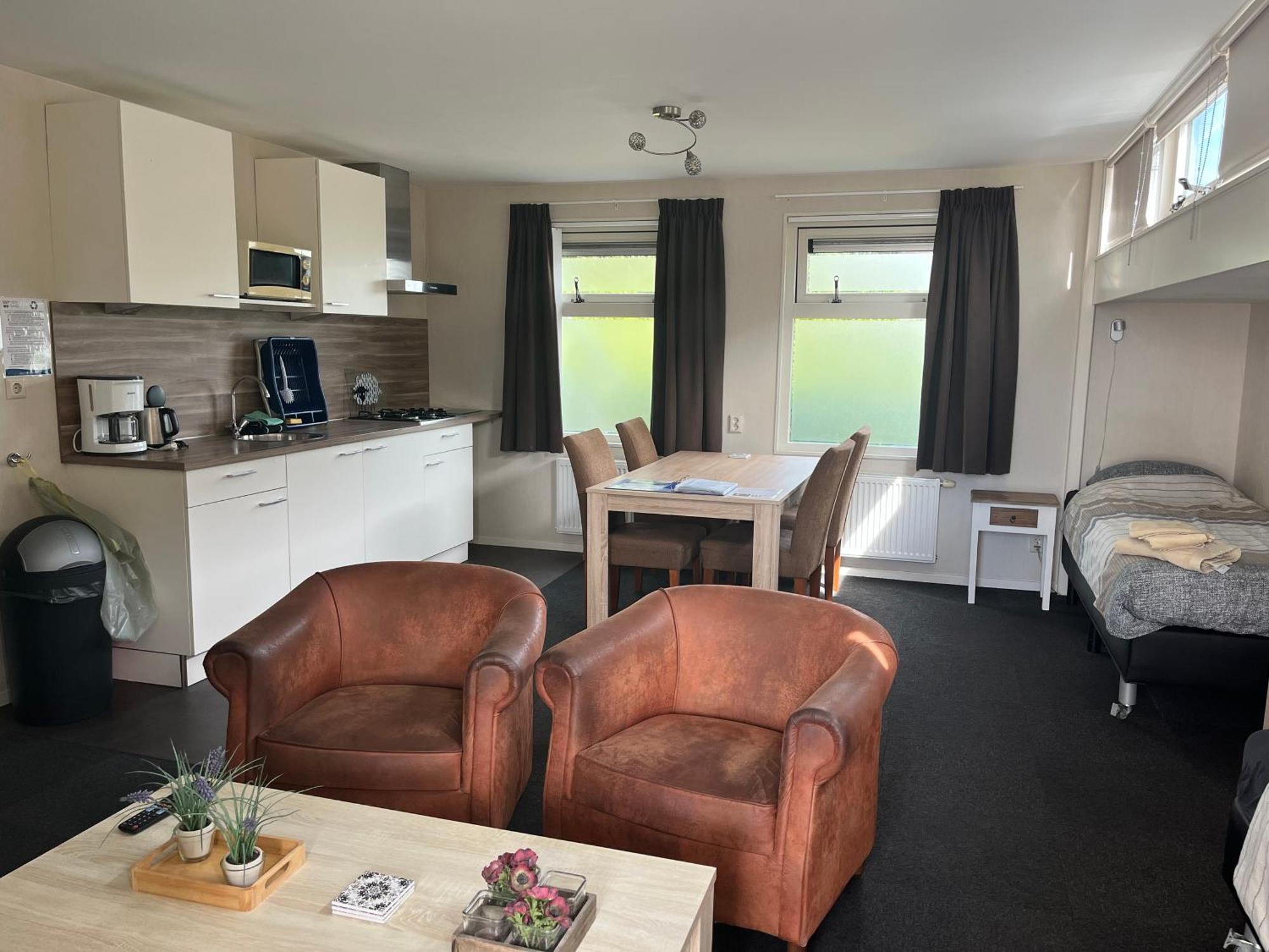 Visserslust - Woonboten & Appartementen Vinkeveen Esterno foto