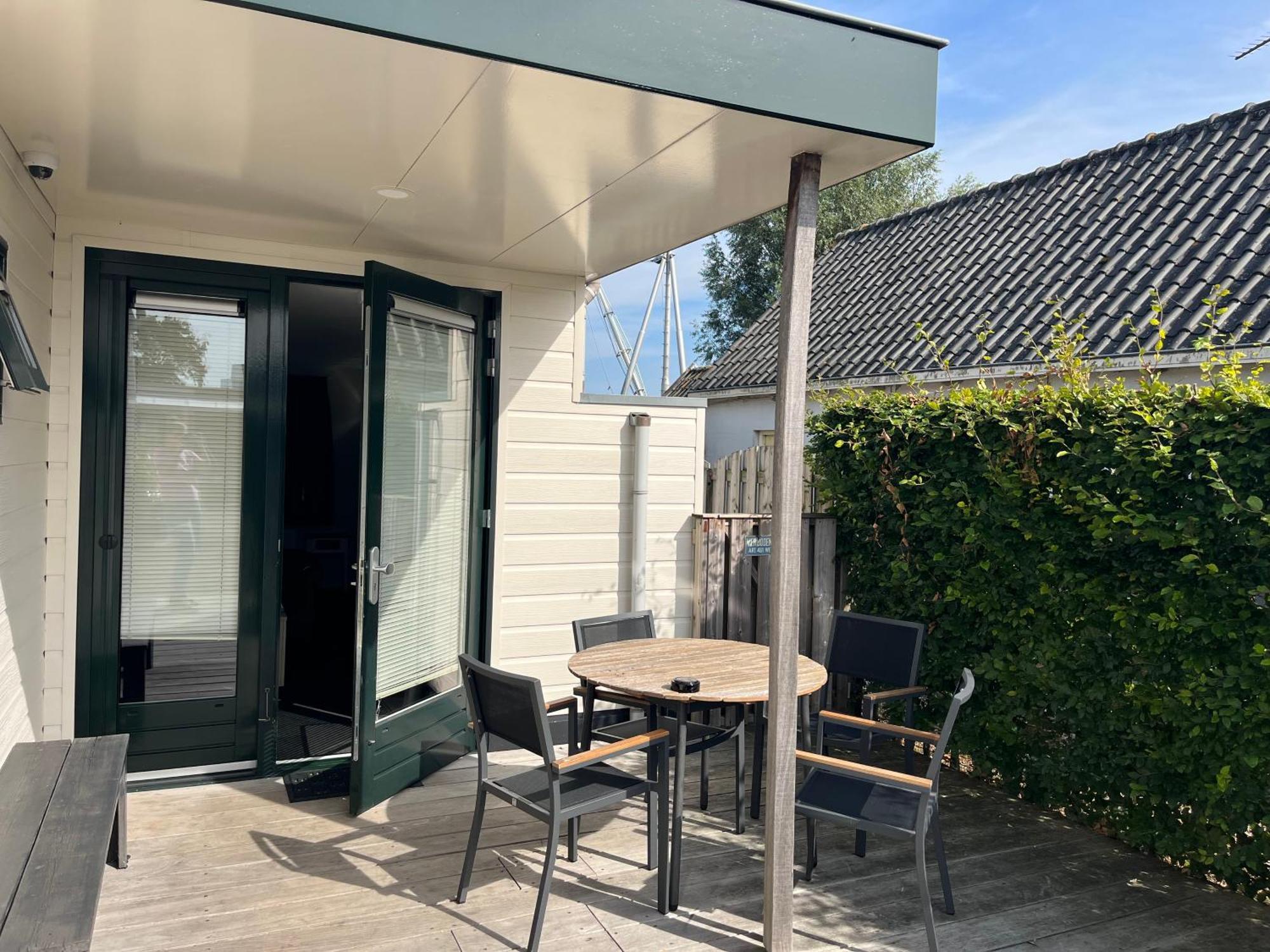 Visserslust - Woonboten & Appartementen Vinkeveen Esterno foto