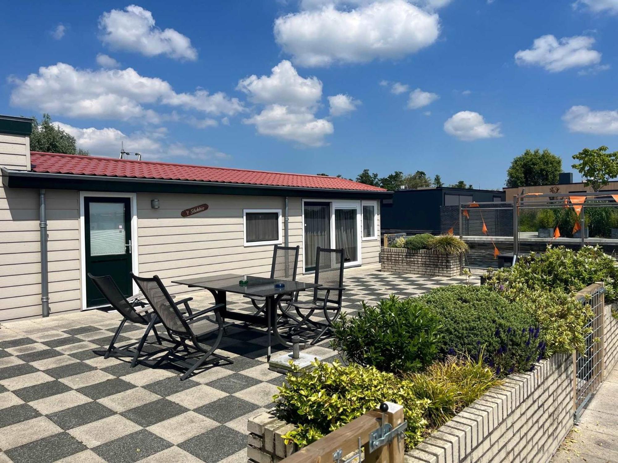 Visserslust - Woonboten & Appartementen Vinkeveen Esterno foto